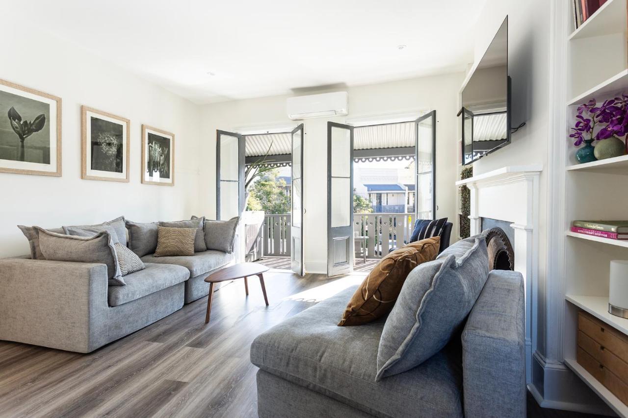 Renovated Terrace-style In Woollahra Apartment